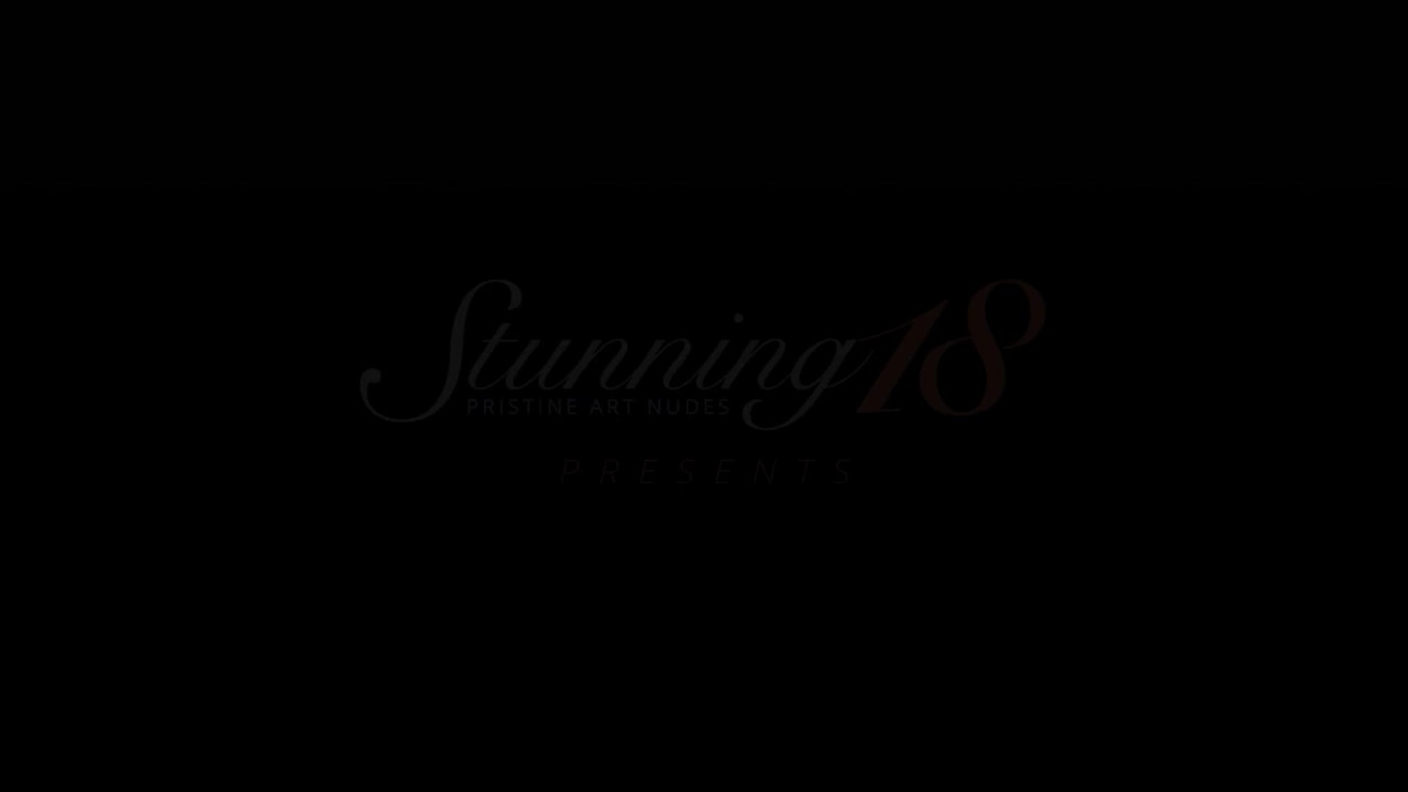 Novinha de cabelos compridos Tammy sacode a bunda Nice sozinha! - Vídeo de sexo grátis - RedTube