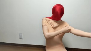 ぴっちりタイツで着ぐるみマスク