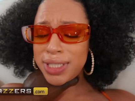 Brazzers - Badass Girls Keira Croft & Diamond Banks Slide Their Asses On Muscular Dude's Huge Cock