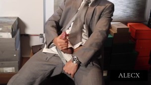 HORNY MAN IN SUIT HUGE DICK CUMSHOT