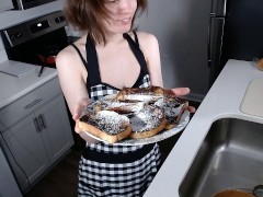 Shemale Nude Cooking - Naked Cooking Videos and Tranny Porn Movies :: PornMD