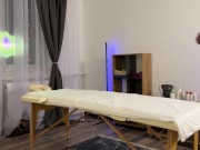 Массажист и его друг сняли на видео , как он ебет подругу - Screenshot 1 of 16 - HD