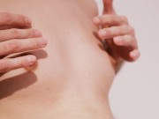 (ASMR tongue clicking) Caricias relajantes y estimulación de pezones 4k 14/16