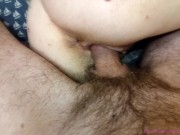 Сосед трахнул жопастую русскую милфу в тугую киску пока муж на работе. Измена 5/16