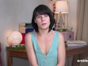 Studentin aus Berlin macht ein Fest für ihre Muschi 7/16