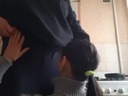 While my housekeeper was preparing breakfast, my girlfriend licked my pussy - Lesbian_illusion