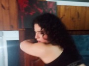 Me follo al novio de mi amiga mientras limpia. Bootywhite x BobBigTula & MegVicious 14/16