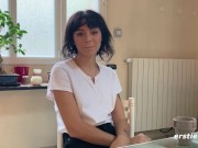 Cute Babe Uses a Sexy Toy On Herself 8/16