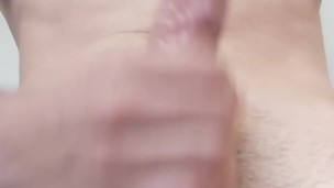 Joven novato corriendo corriendosela rico final