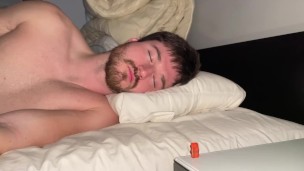 Macrophilia - Vore accidentally falls into giants mouth