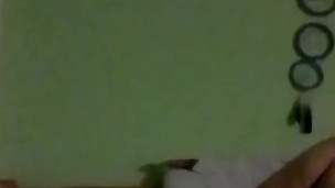 Gorda se toca después de que la cojieron por el culo 5 horas seguidas