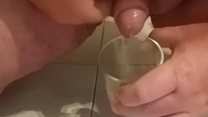 Task for fitsole Chubby clit play and cum in glass