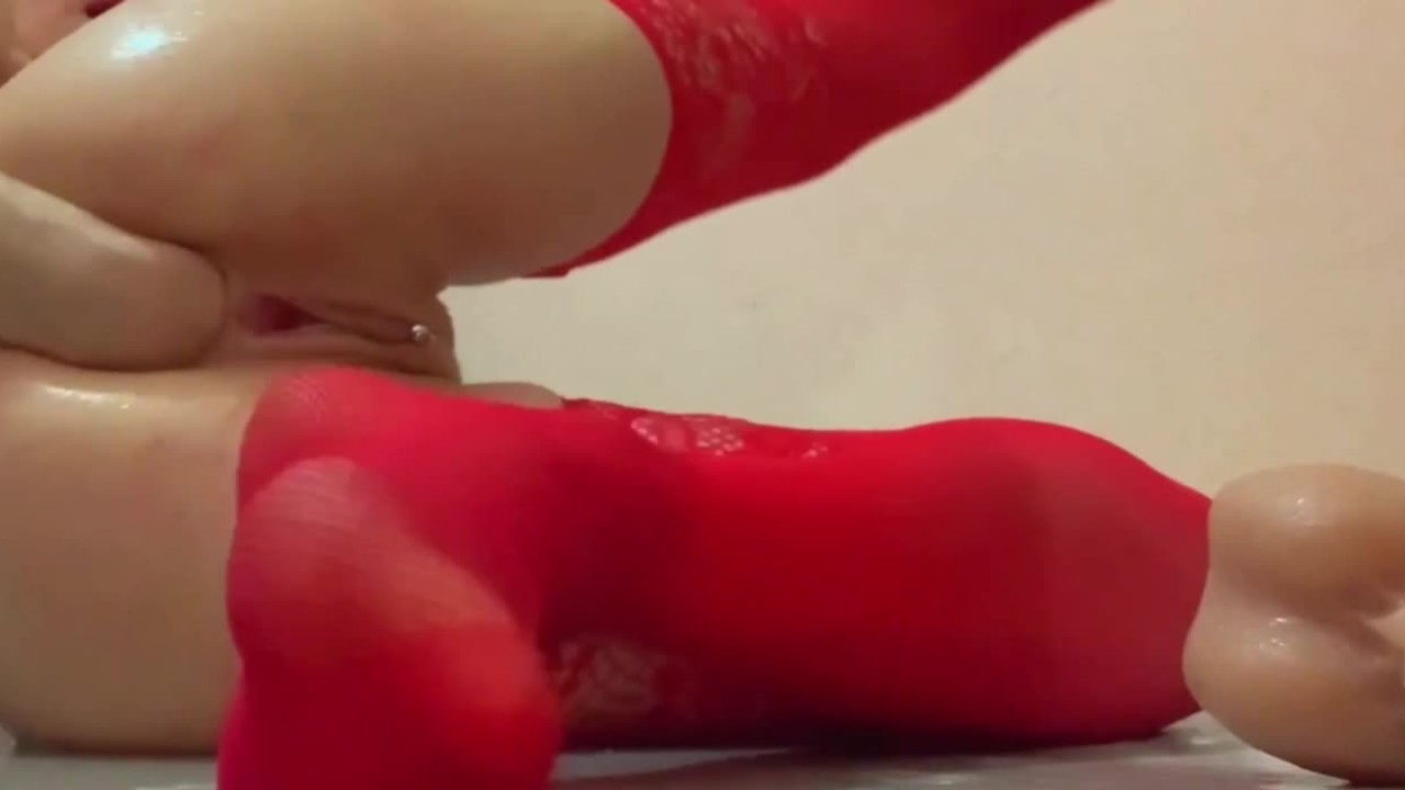 Consolador 25 cm en el CULO . Fisting ANAL . Chorro largo - Vídeo de sexo gratis - RedTube