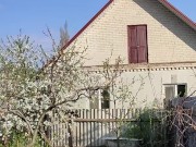 The petals gently caress my face