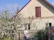 The petals gently caress my face 8/16