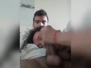 Chico recibe una leccion de como es una buena Mamada 15/16