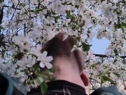 Пелюстки квітів вишні ніжно пестять моє обличчя. Непередаваний аромат 5/16