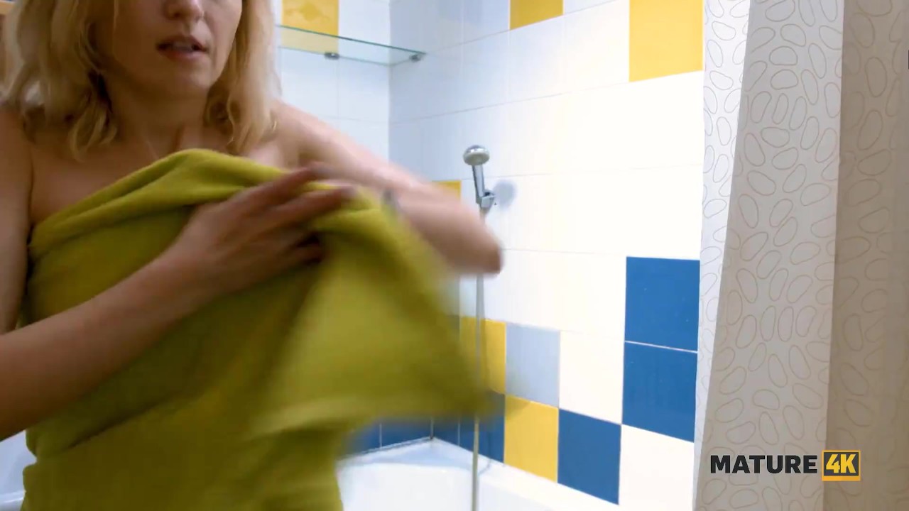 MATURE4K. Mature wifes body is appreciated by the man who drills her - RedTube