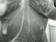 Gordinha tomando banho  11/16