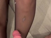 she sucks me until i cum on her pantyhose 16/16