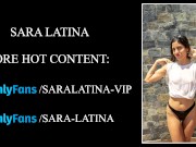 Sara te da una rica mamada con camiseta mojada 16/16