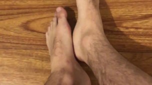 Twink showing his dick and feet