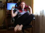 Pinkhair cutie does handjob and footjob in socks 1/16
