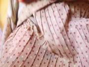 顔の上に跨る変態彼女♡濡れやすい素人のオナニーを真下から個人撮影♡マン汁垂れ流しでパンツがグチョグチョ 1/16