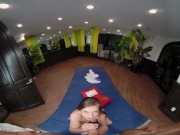 VR Conk Naked Trainer Spencer Bradley Shows Favorite Sex Positions VR Porn 16/16