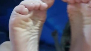 GIRLFRIEND FOOTJOB COMPILATION FOOT FETISH ( FEET , FOOT , SOLES , TOES)