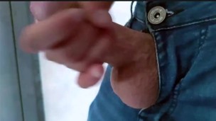 ORGASMO IN DIRETTA WEBCAM - I FAN DICONO COSA FARE, LUI ESEGUE - AMATORIALE GAY ITALIANO