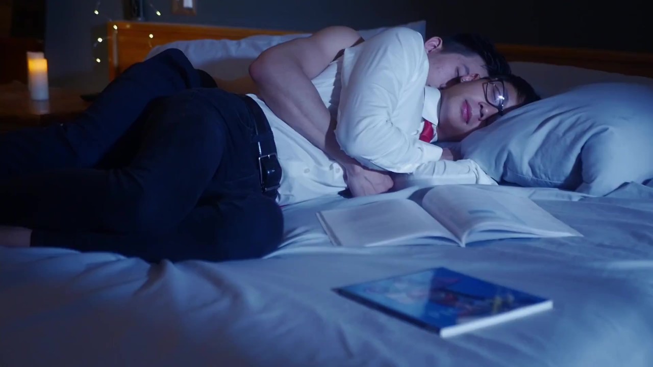 Chico asiático Tyler se folla a su lindo novio twink coreano - Vídeo de sexo gratis - RedTube