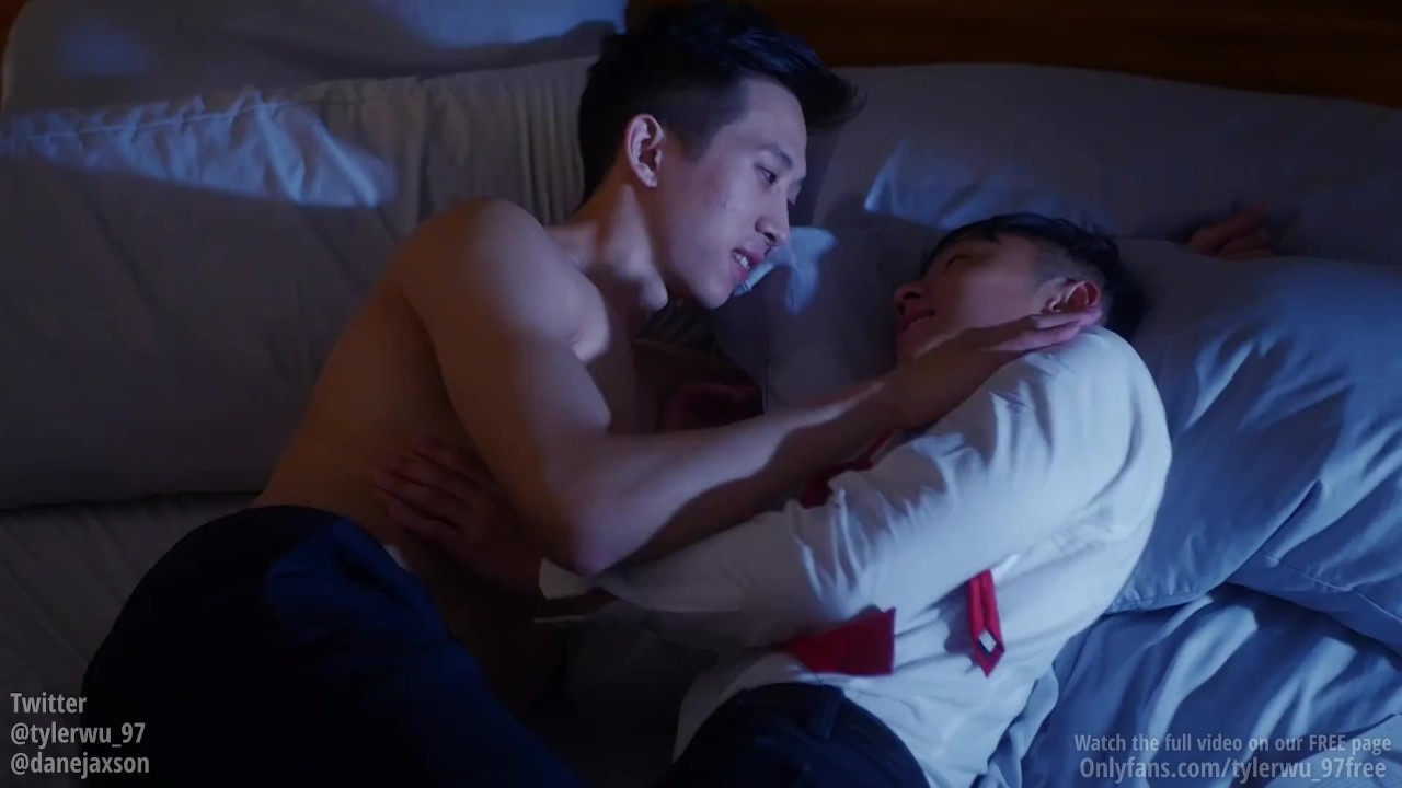 Chico asiático Tyler se folla a su lindo novio twink coreano - Vídeo de sexo gratis - RedTube