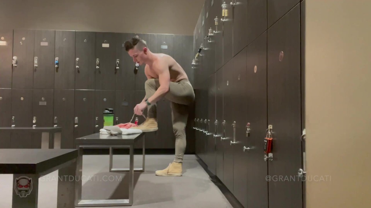 Huge Dick in the Gym Shower - Free Sex Video - RedTube