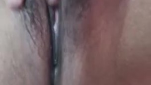 Me masturbo en mi cama no puedo hacer ruido