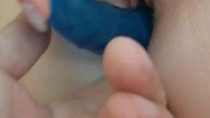 Teen Girl Masturbates Her Wet Pussy Both Holes