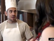 Evelyn Claire Is Horny For The Sexy Chef! 5/16