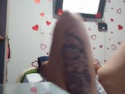 entra y me coje me trata como una puta 1/16