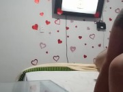 entra y me coje me trata como una puta 11/16