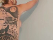 Littleangel84 - Baisée pendant que je repeins ma chambre 15/16