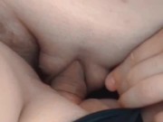 MEU VIZINHO VEIO EM CASA E EXPERIMENTOU MINHA BUCETINHA CARNUDA 3/16