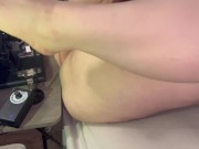 WHORE LETS A MACHINE FUCH HER TO SQUIRT 2/16