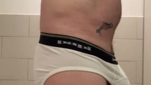 Daddy needs a boy !