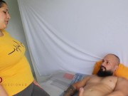 madrastra cachonda dando potenciador- porno en español