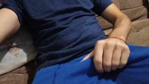 Thiago en el sillón....