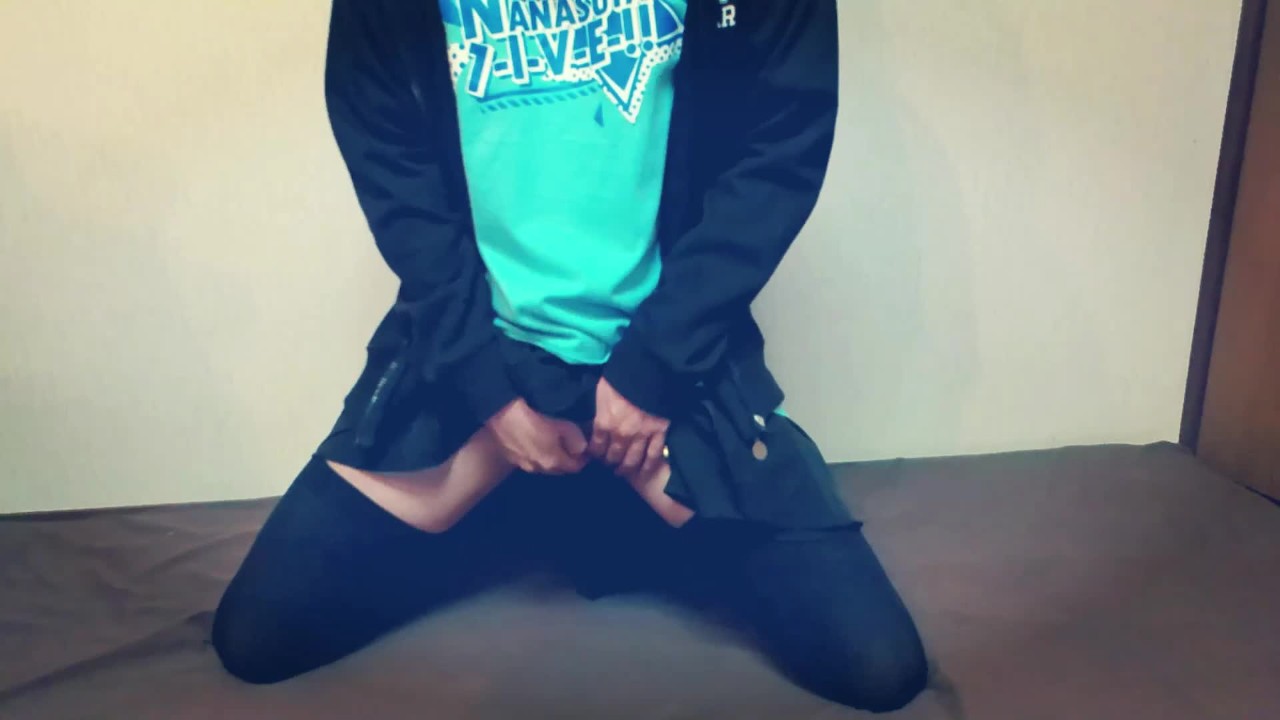 女装 子crossdresser　初めてのおもらしオナニー　masturbate Pee Piss - RedTube