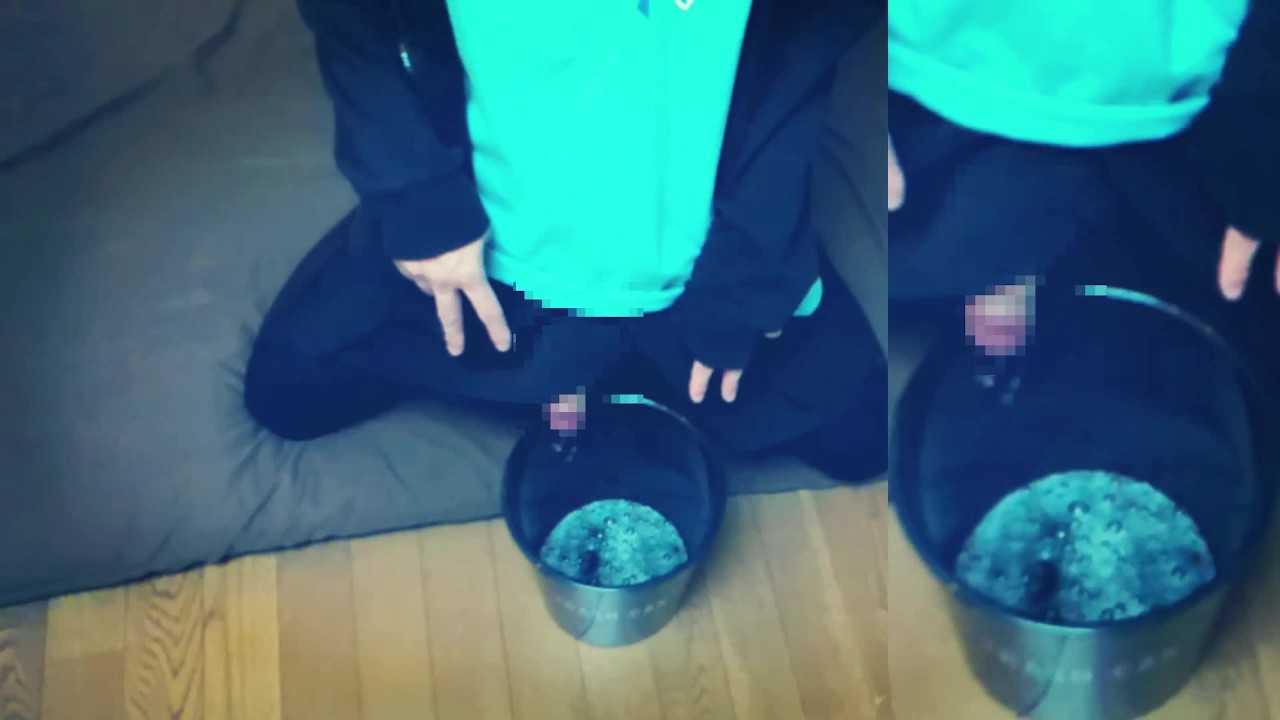 女装 子crossdresser　初めてのおもらしオナニー　masturbate Pee Piss - RedTube