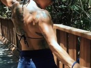 Flexing for the nature by Angelmuscles 4/16