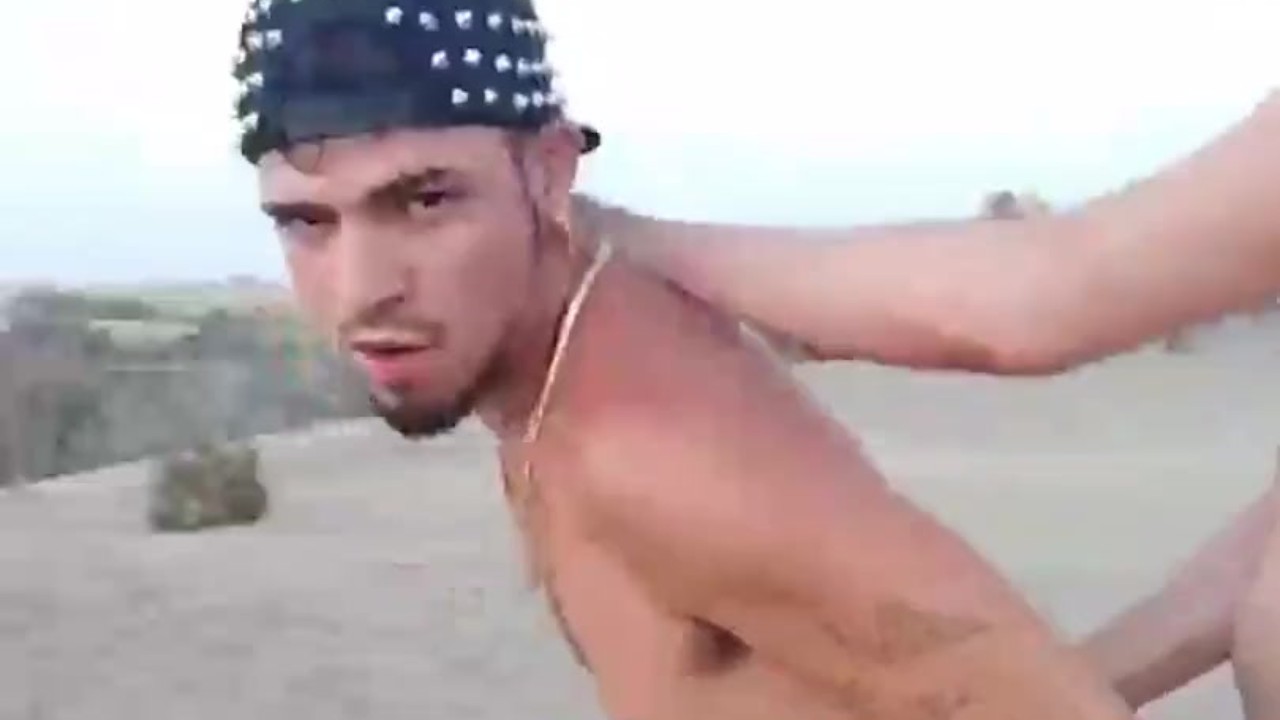 Xisco breed Leo fucking in public in cruising area - Free Sex Video - RedTube
