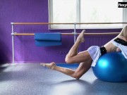 Russian hotness Elza Nagyi spreads legs beautifully 3/16